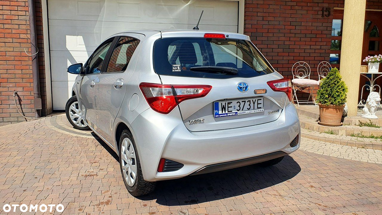 Toyota Yaris - 11