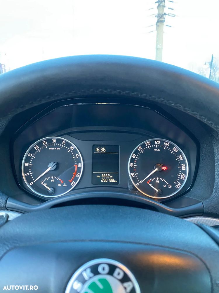 Skoda Octavia 1.6 TDI Elegance - 12