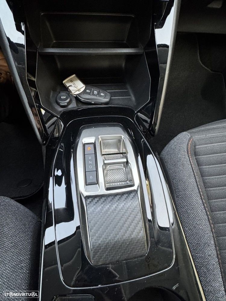 Peugeot e-208 50 kWh Allure - 10