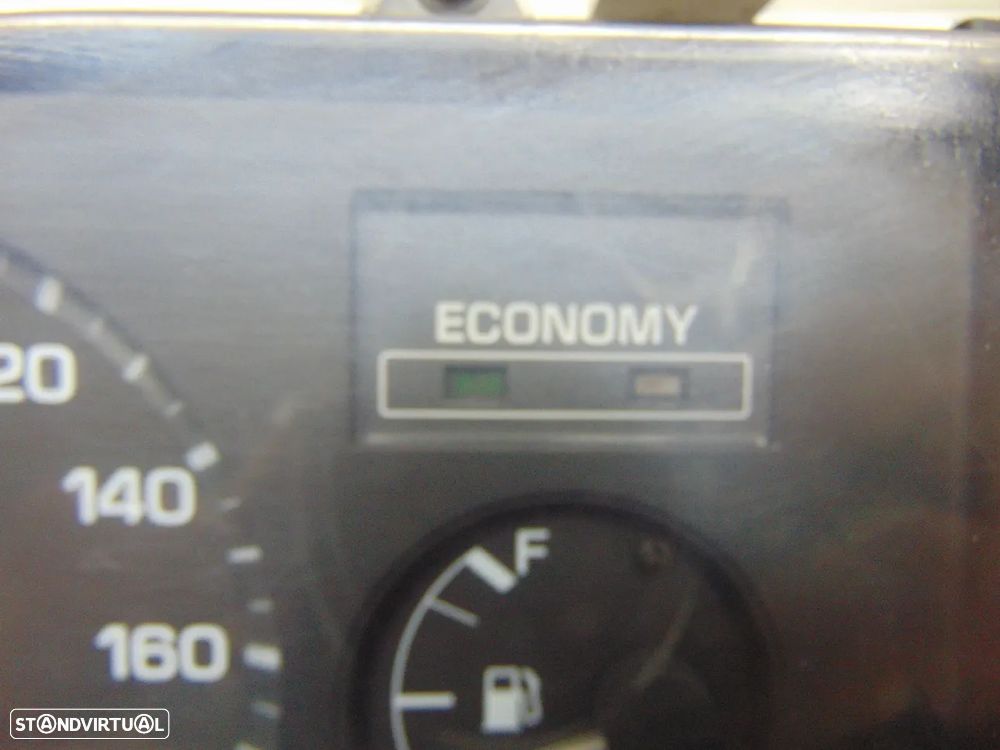 Toyota Corolla EE90 conta-kilómetros/Centro volante - 7