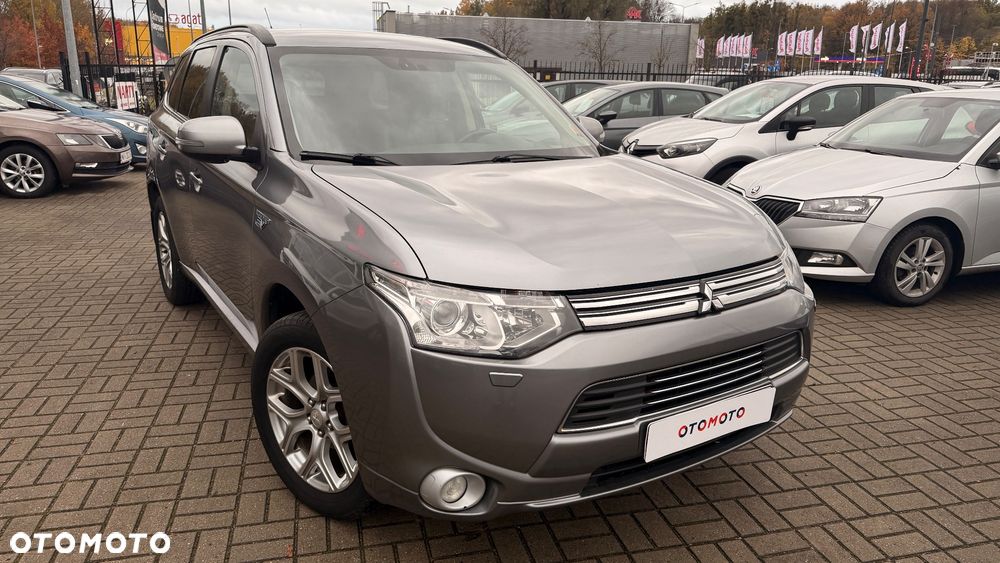 Mitsubishi Outlander 2.0 4WD Plug-In Hybrid