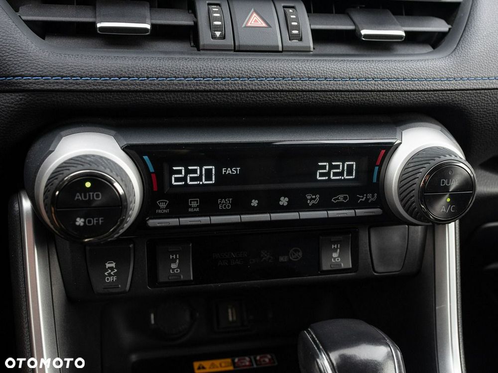 Toyota RAV4 - 18