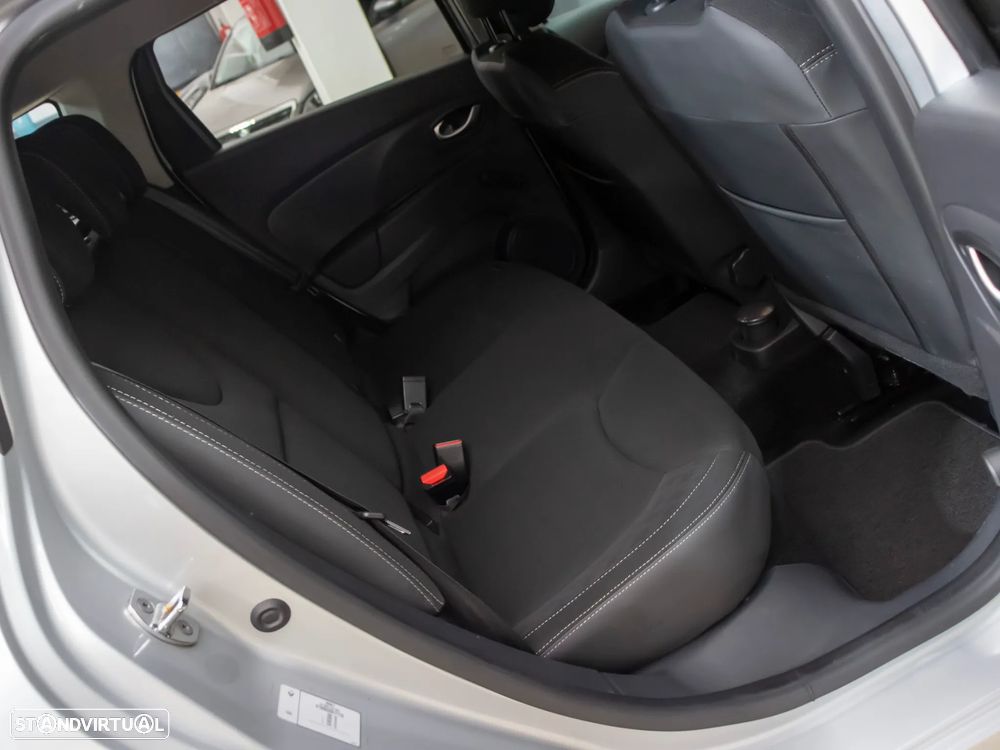 Renault Clio Sport Tourer 0.9 TCe Limited - 11