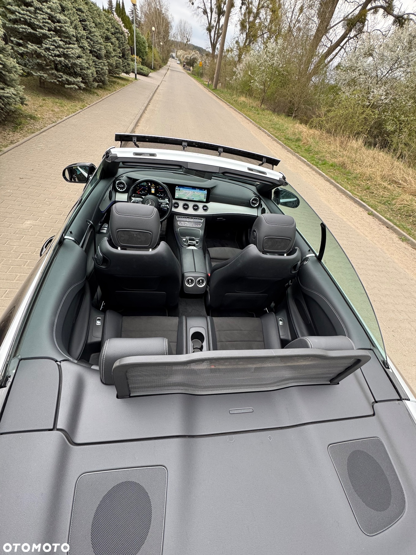 Mercedes-Benz Klasa E 220 d Cabrio 9G-TRONIC AMG Line - 28