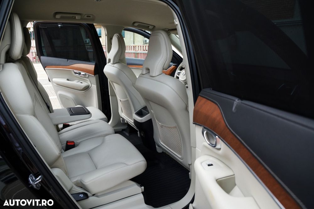 Volvo XC 90 D5 AWD Geartronic Inscription - 23
