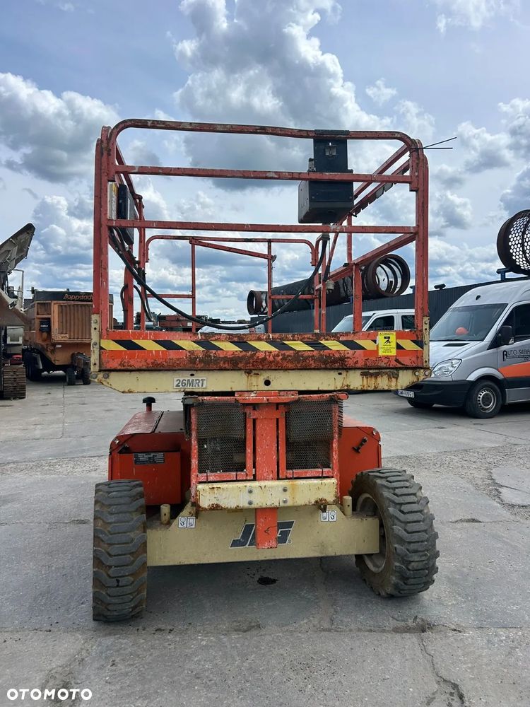 JLG 26 MRT - 11