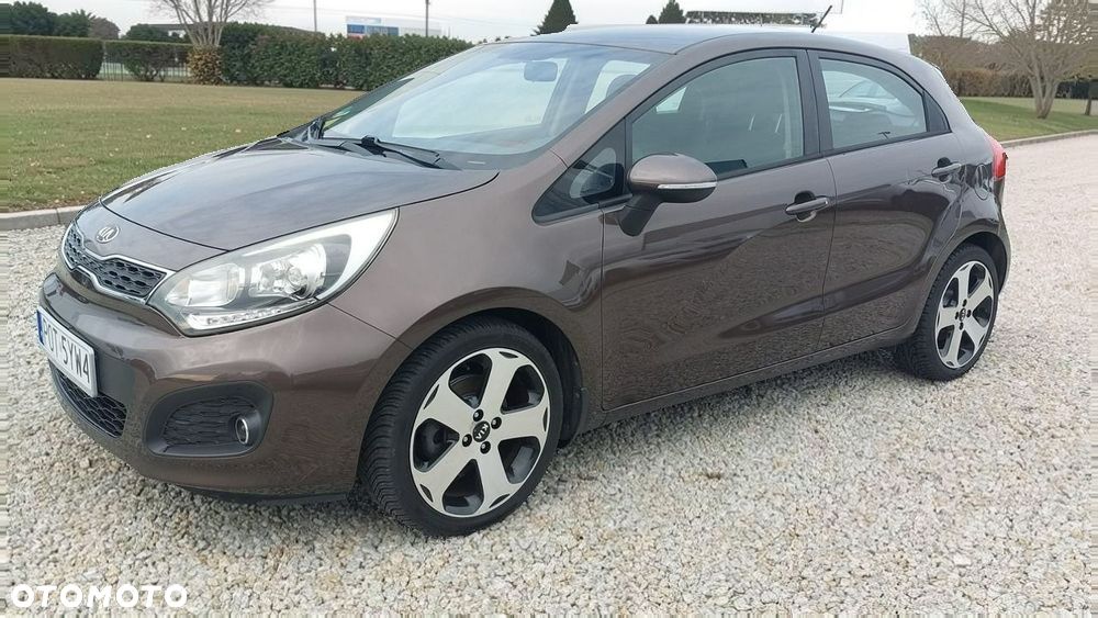 Kia Rio 2013 photo 3