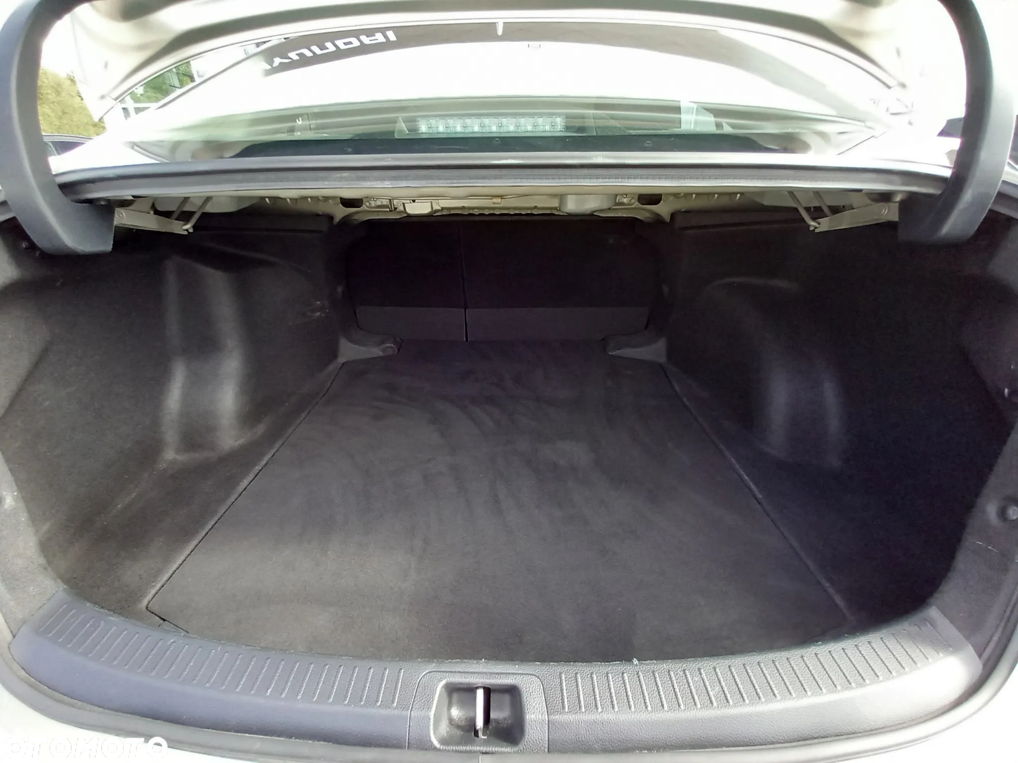 Toyota Corolla 1.5 Comfort - 30