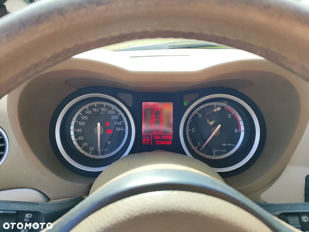 Alfa Romeo 159 1.9 JTDM 8V DPF - 12