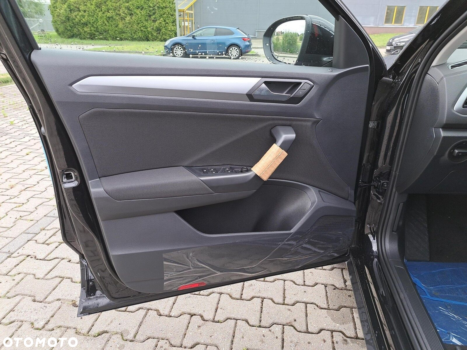 Volkswagen T-Roc 1.5 TSI Life Plus DSG - 10