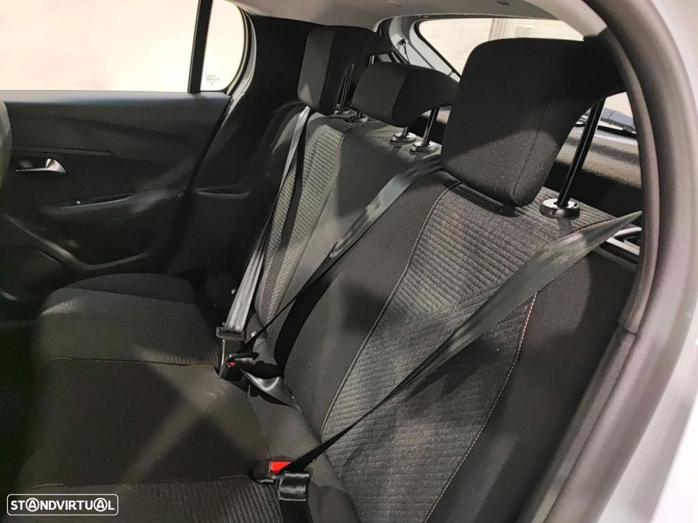 Peugeot 208 1.2 Style - 8