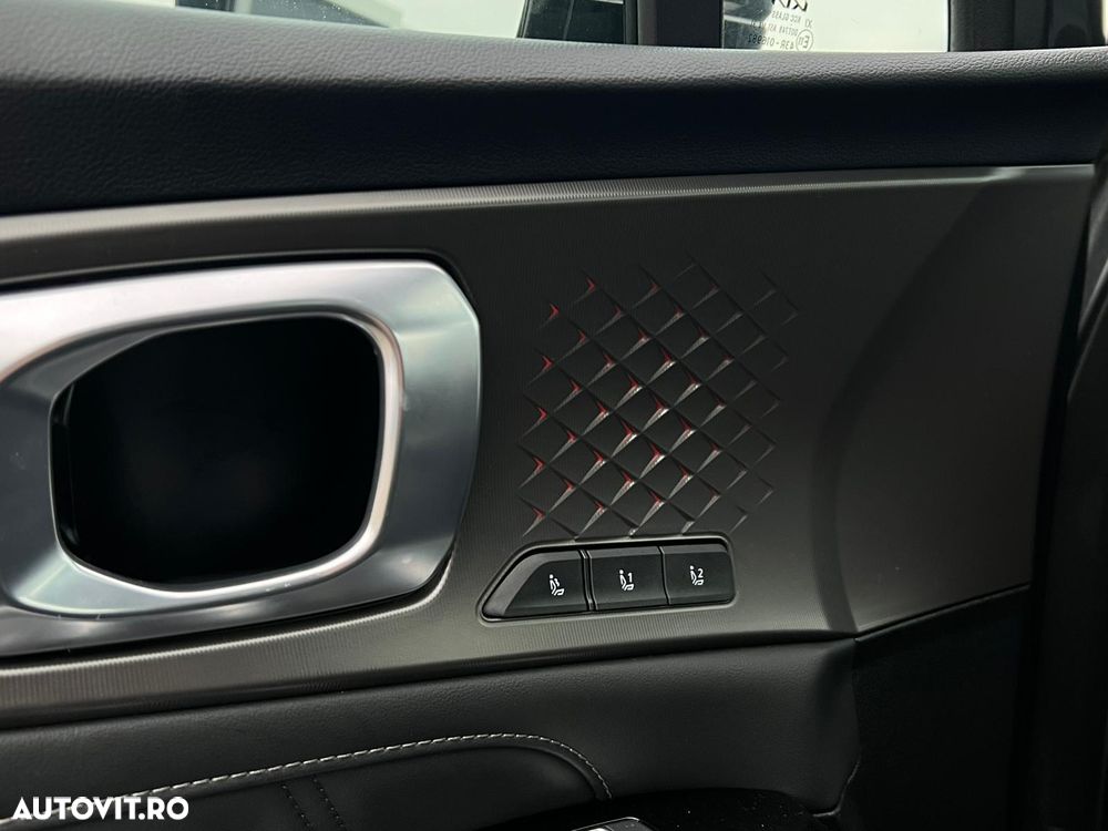 Kia Sorento 1.6 T-GDI HEV 6AT 4x4 5P Premium+ - 22