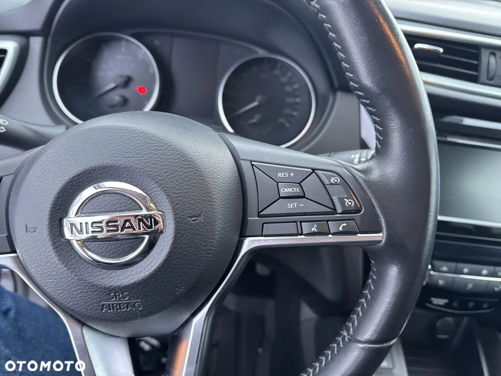 Nissan Qashqai 1.3 DIG-T ACENTA - 15