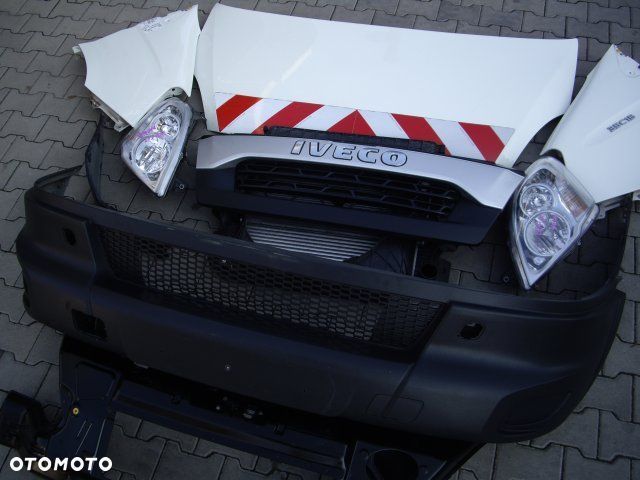 IVECO 2,3 przód kpl. oryginał 2011-2014 lift - 1