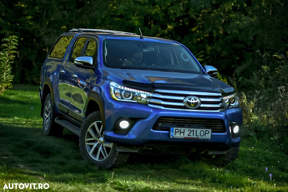Toyota Hilux - 12