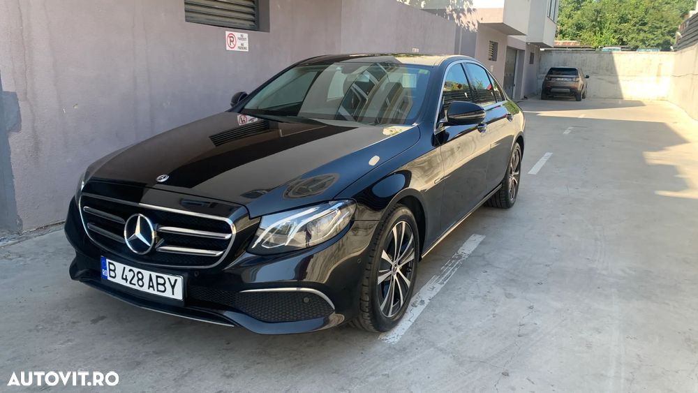 Mercedes-Benz E 300 Aut. - 1