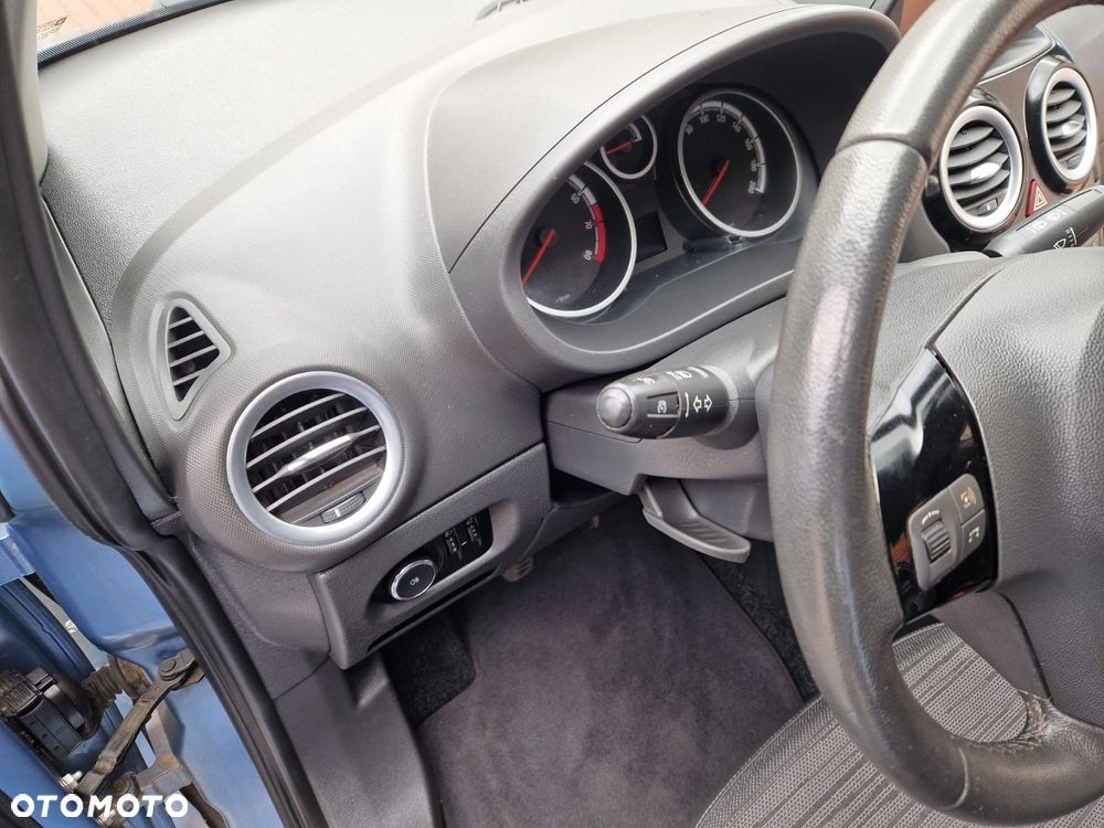 Opel Corsa 1.4 16V Color Elegance - 11