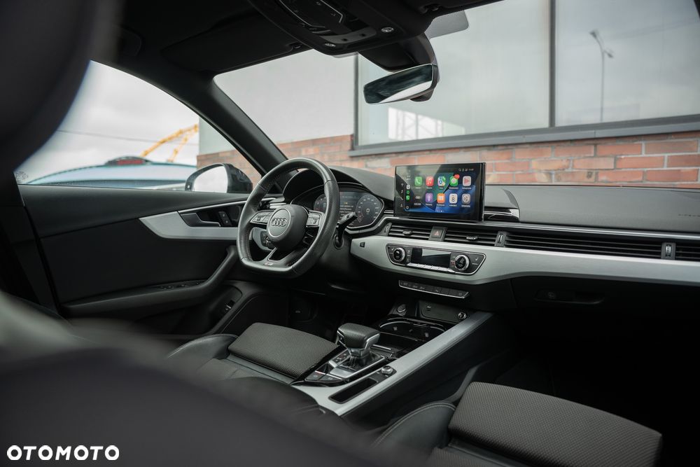 Audi A4 Avant 40 TFSI S tronic S line - 29