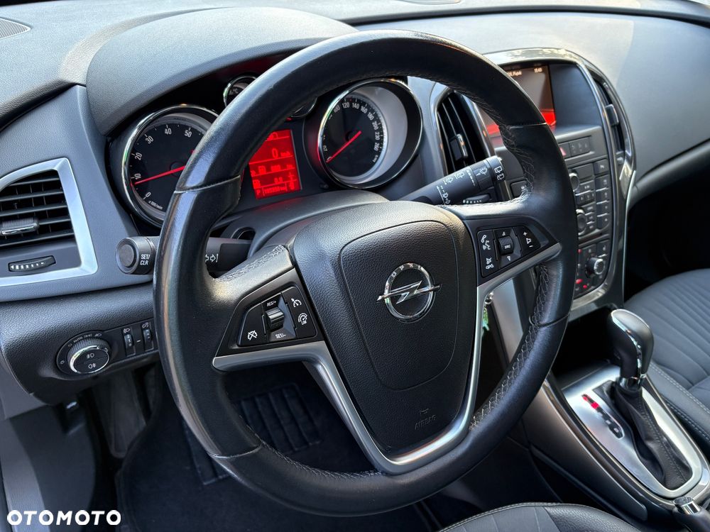 Opel Astra 1.4 Turbo Automatik Exklusiv - 24