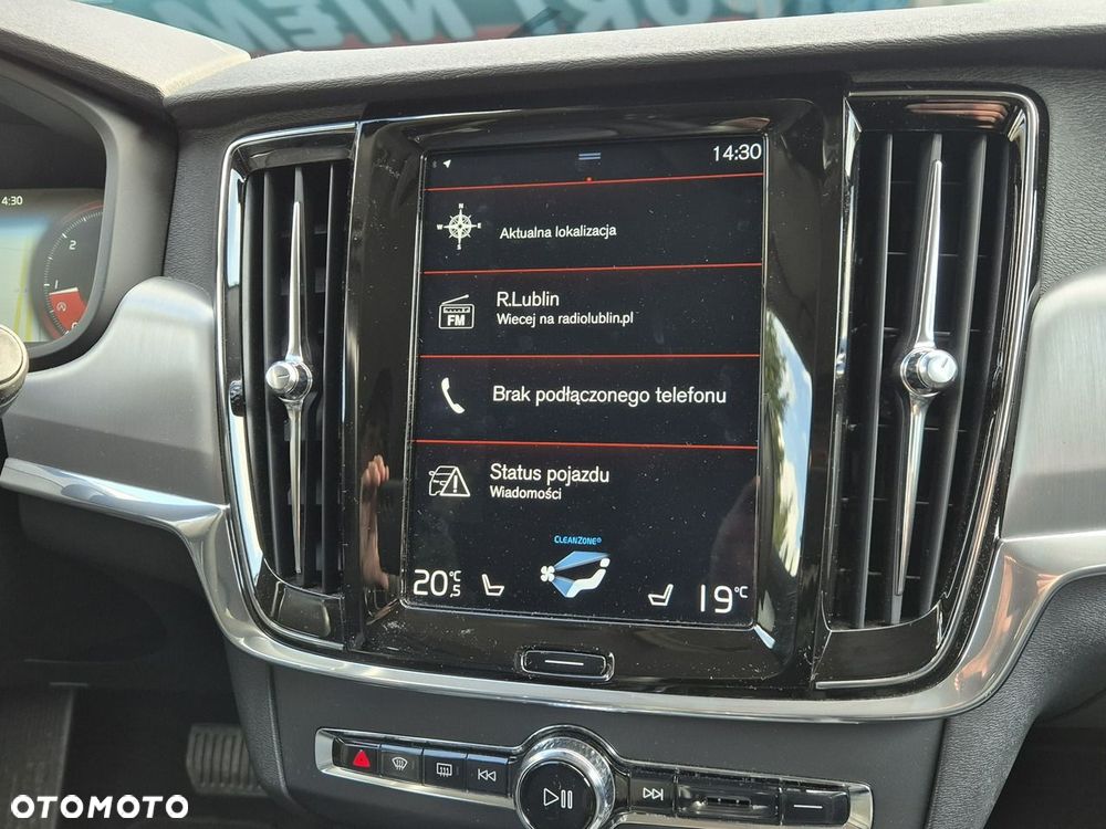 Volvo V90 - 16