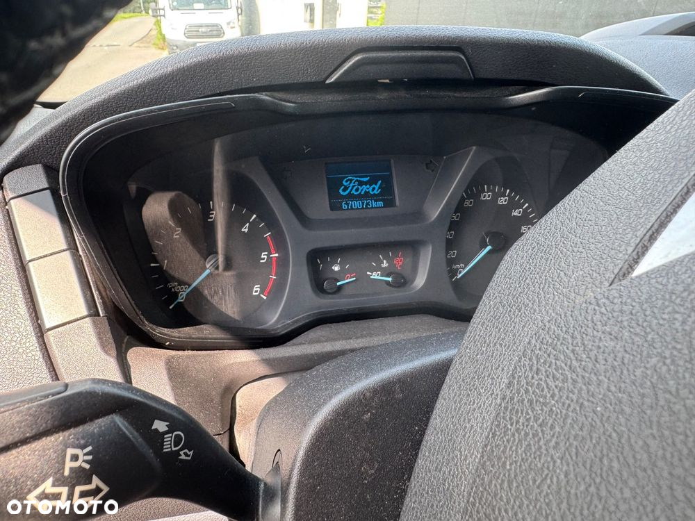 Ford Transit - 4