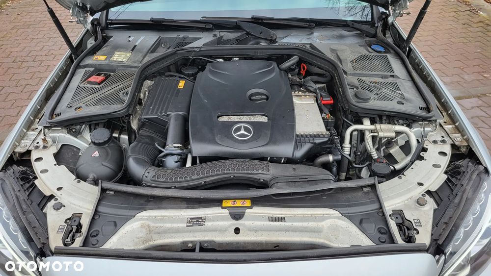 Mercedes-Benz Klasa C 180 (BlueEFFICIENCY) Avantgarde - 35