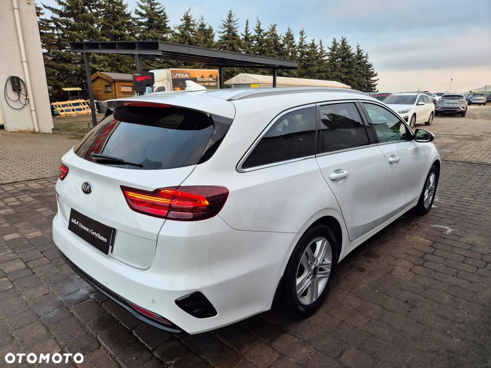 Kia Ceed 1.4 T-GDI L Business Line - 22