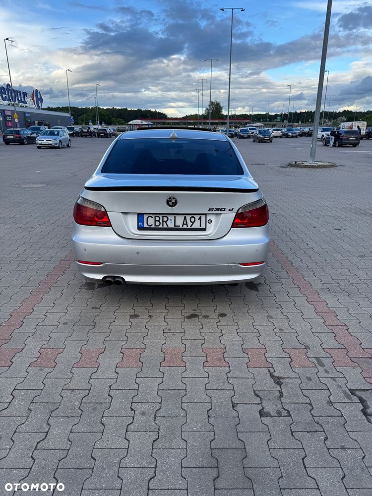 BMW Seria 5 530d - 13