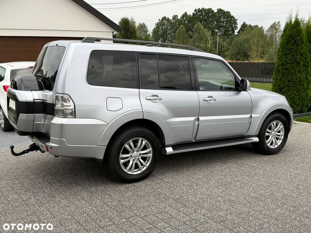Mitsubishi Pajero 3.2 DID Instyle EU6 - 22