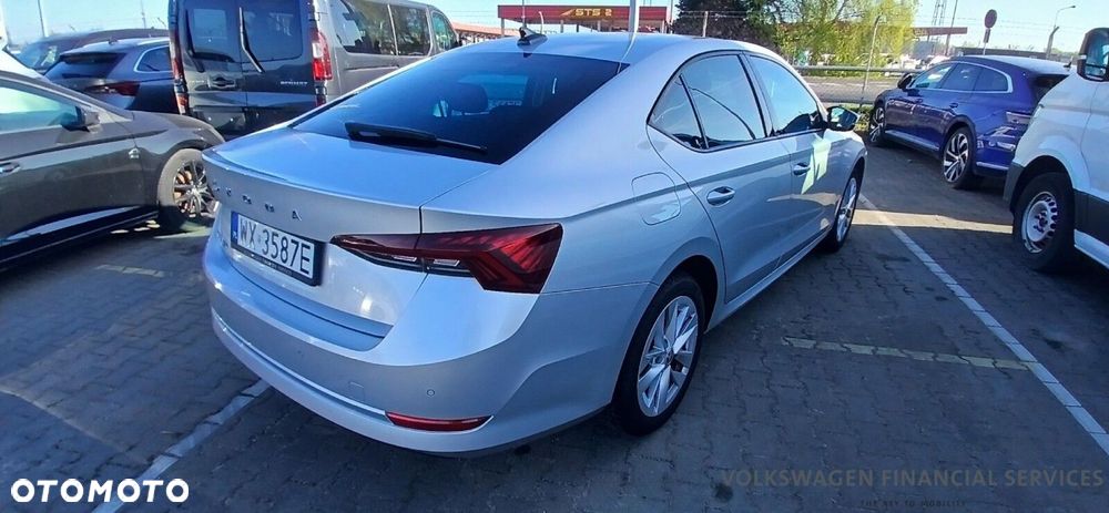 Skoda Octavia 2.0 TDI Ambition DSG - 3