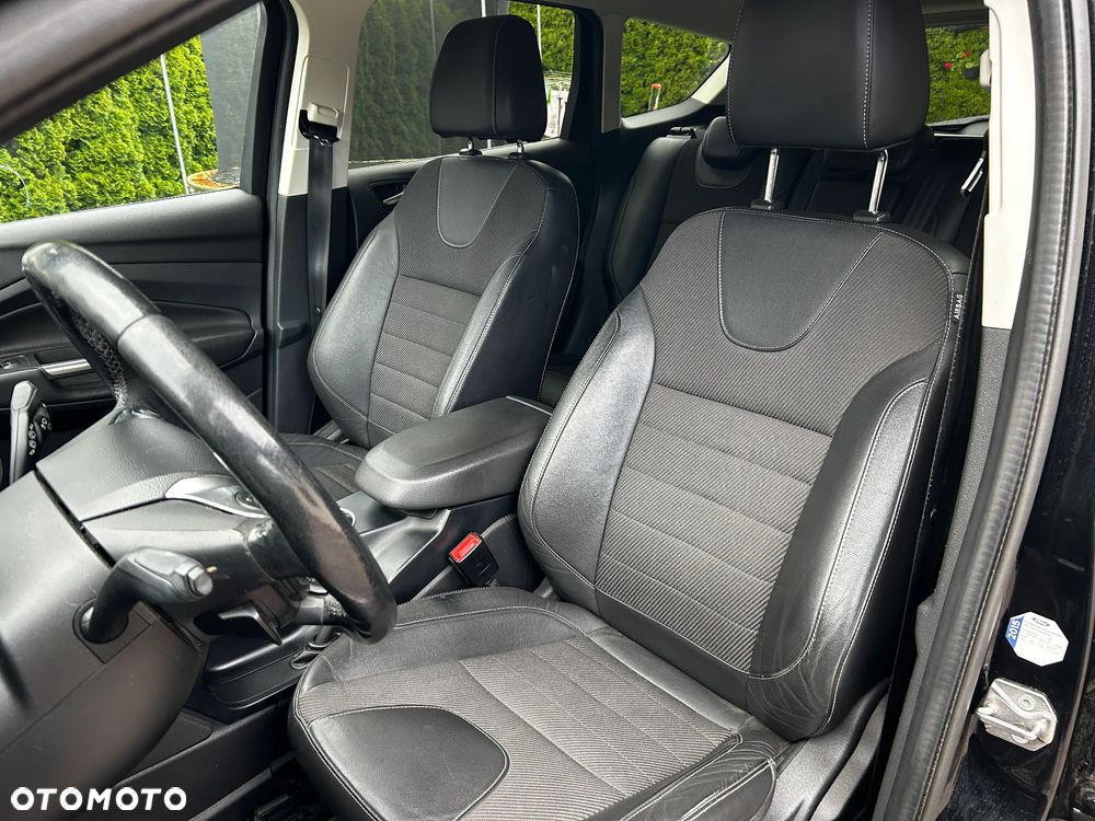 Ford Kuga 2.0 TDCi 4WD Titanium - 12