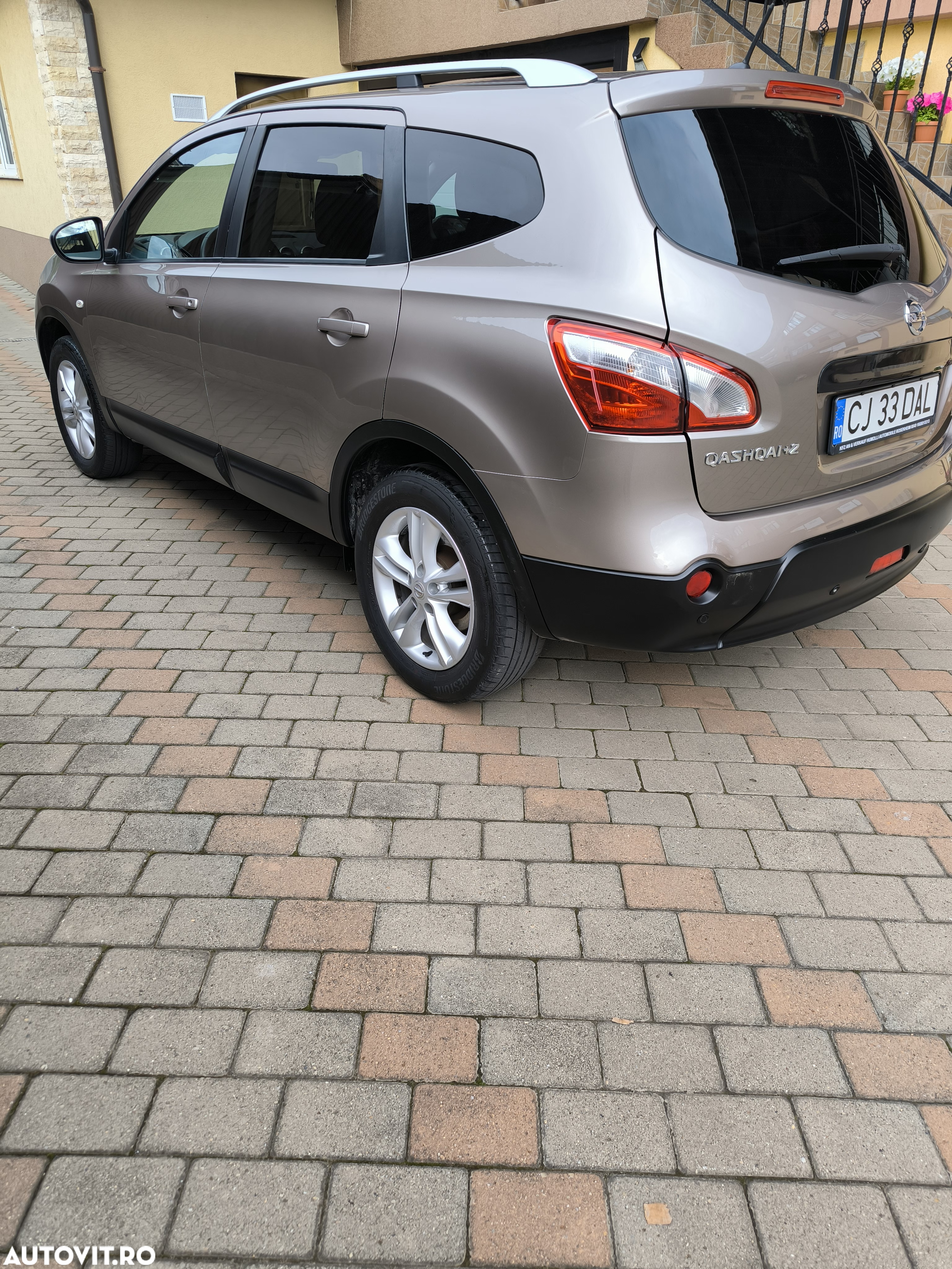 Nissan Qashqai+2 2.0 dCi DPF Acenta - 4