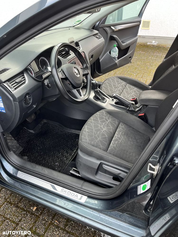 SKODA Octavia 2018 — imagine 13