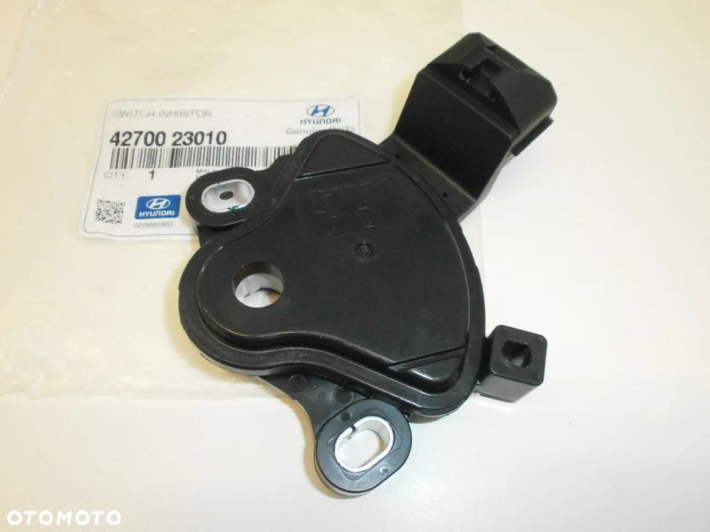 Czujnik zakresów automatycznej skrzyni biegów nr kat. HYUNDAI 4270023010 - 1