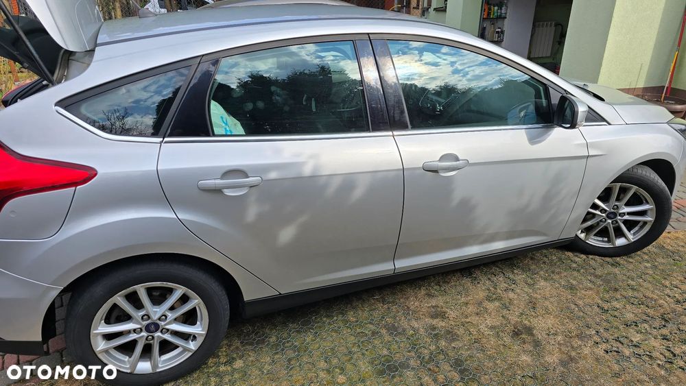 Ford Focus 1.0 EcoBoost Titanium - 3