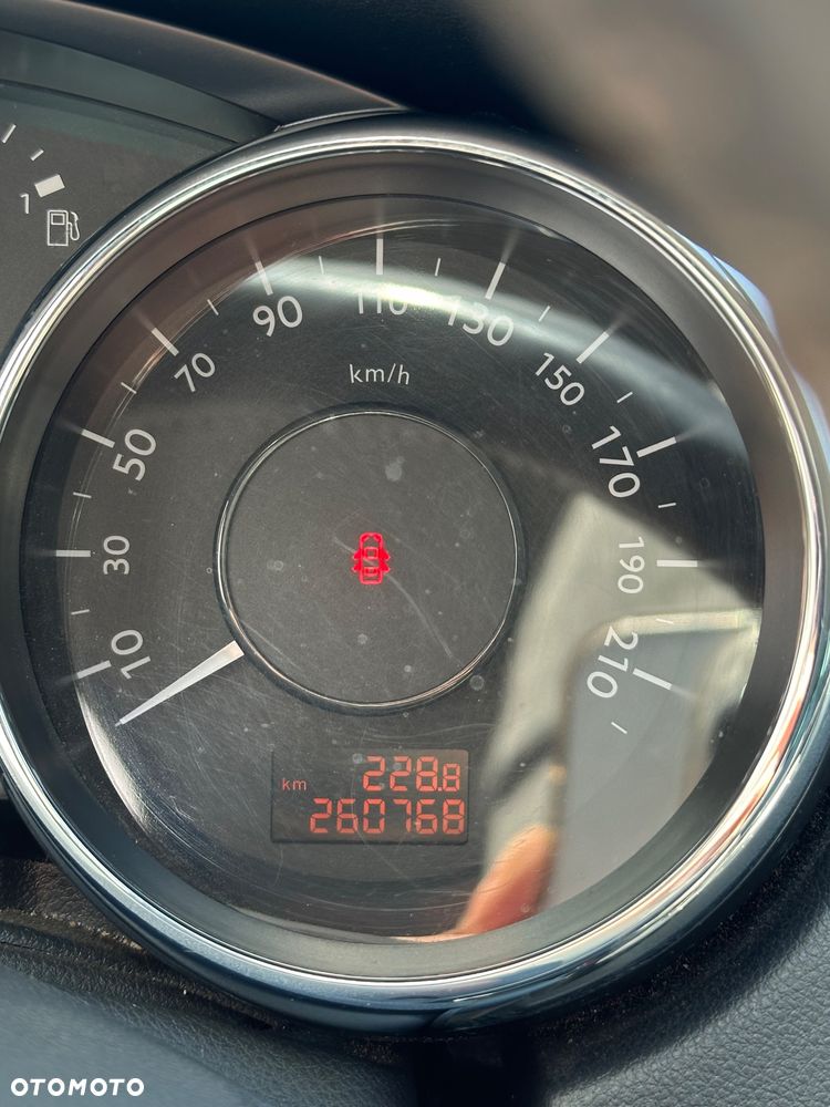 Peugeot 5008 1.6 HDi Premium - 10