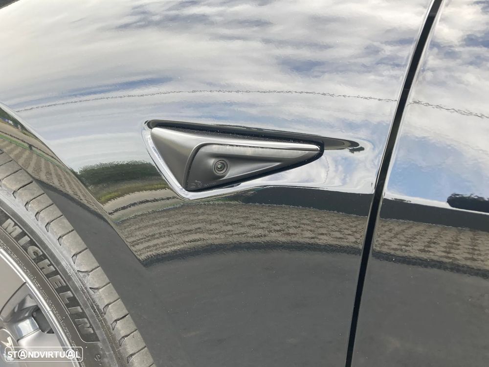 Tesla Model 3 RWD - 12