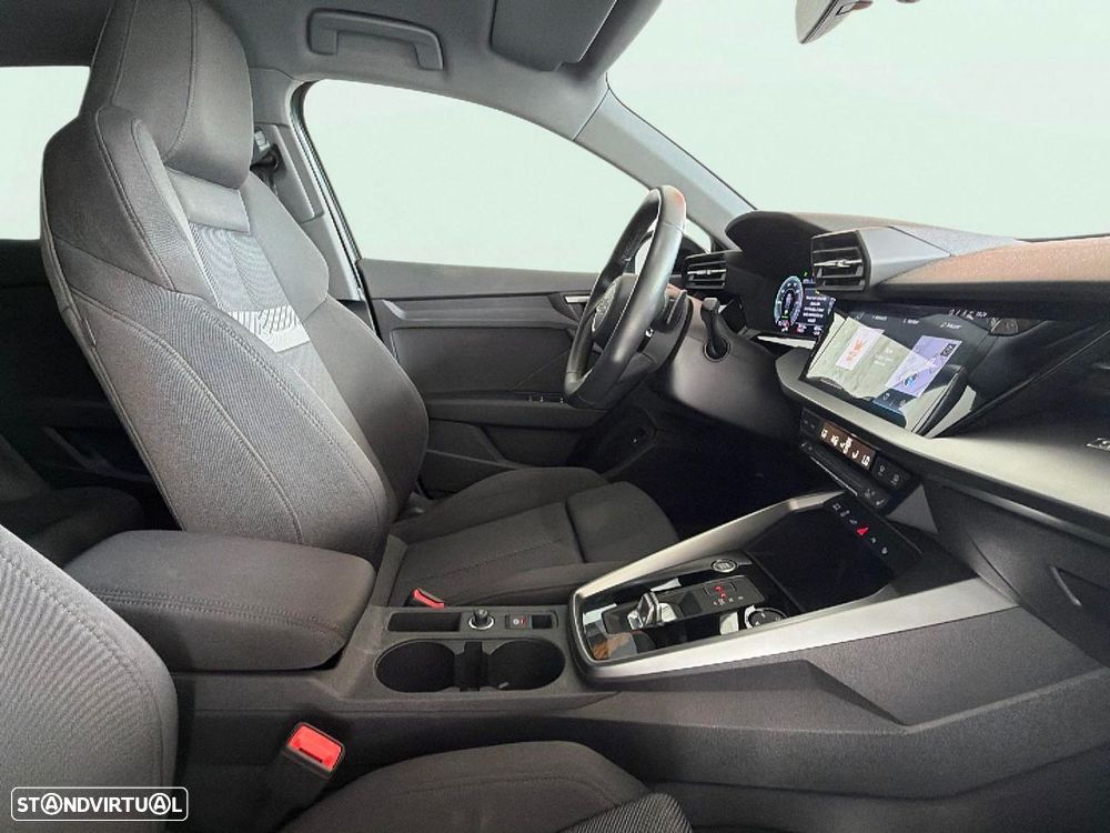 Audi A3 Sportback 45 TFSIe S line - 17