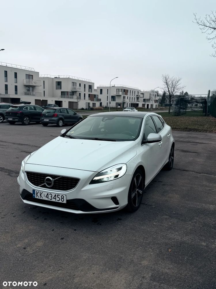 Volvo V40 D3 Drive-E R-Design Momentum - 12