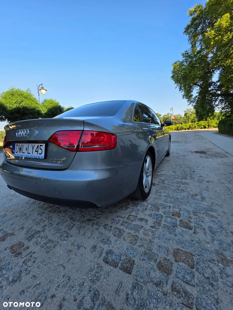 Audi A4 Limousine 2.0 TDI DPF Ambition - 9