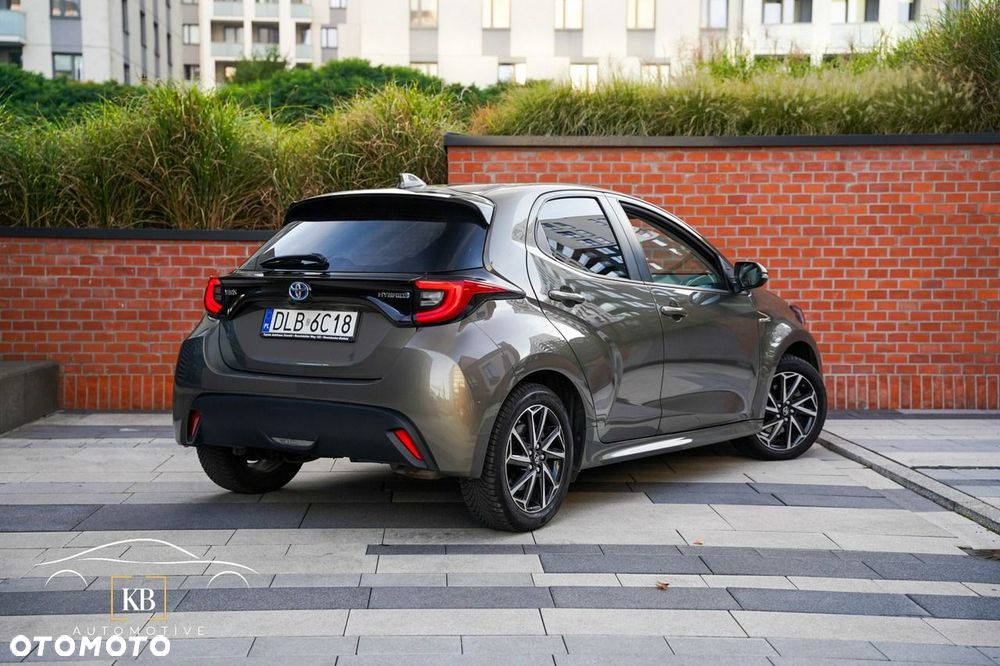 Toyota Yaris Hybrid 1.5 Premiere Edition - 3