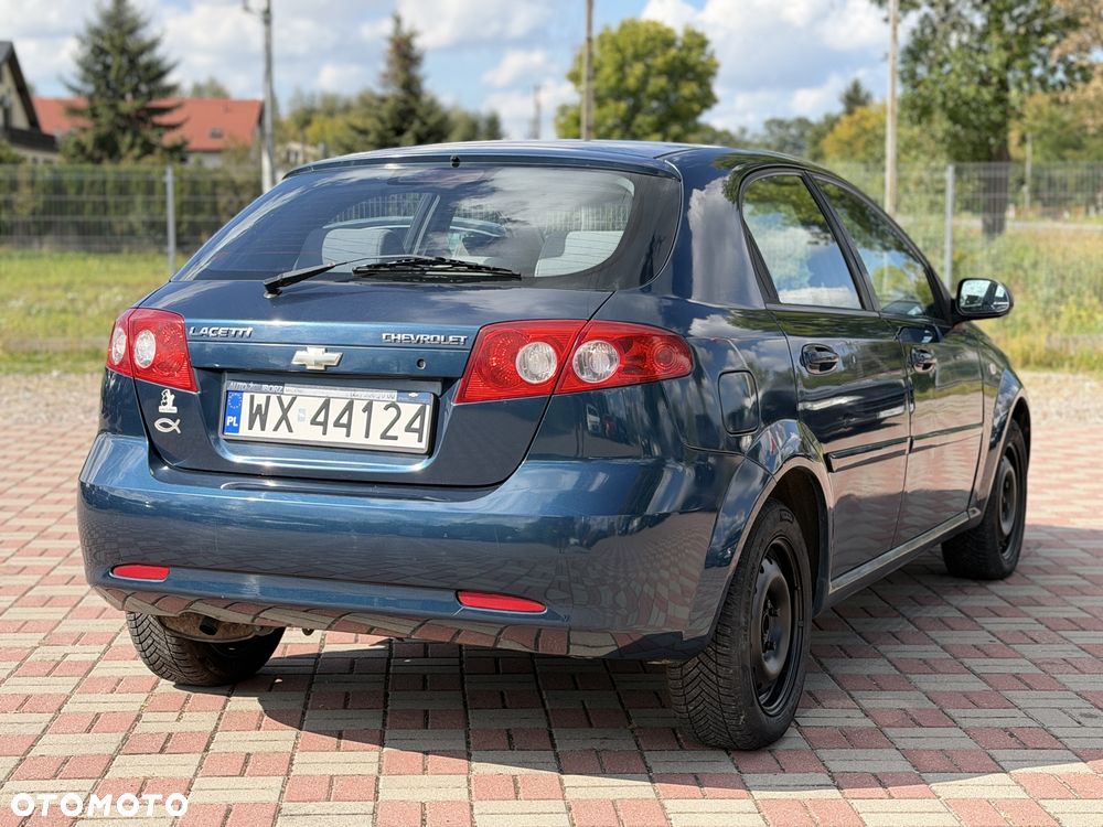 Chevrolet Lacetti - 5