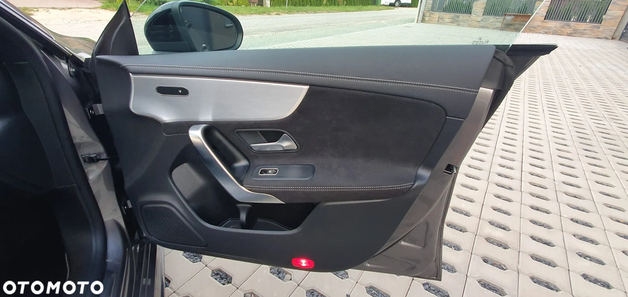 Mercedes-Benz CLA 200 d 4Matic Shooting Brake 8G-DCT AMG Line - 21