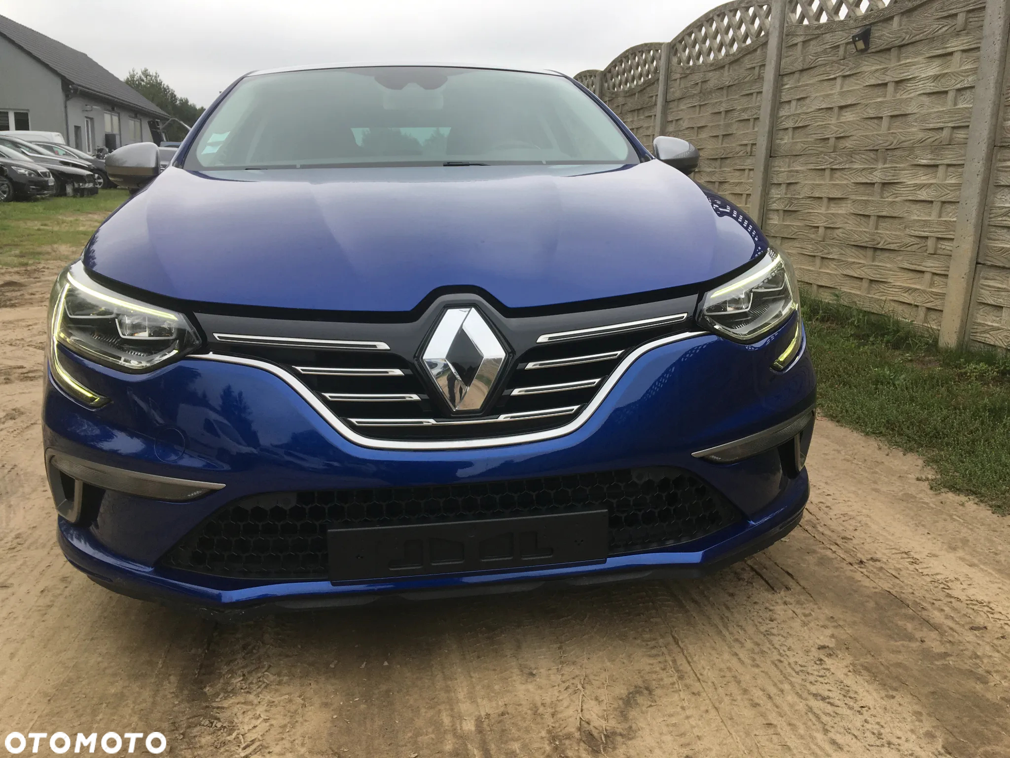 Renault Megane ENERGY dCi 110 GT LINE - 2
