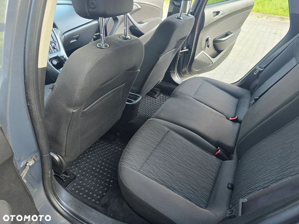 Opel Astra 1.4 T Enjoy - 10