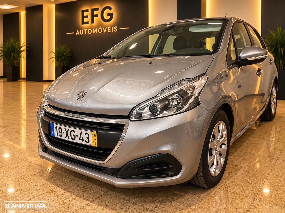 Peugeot 208 - 1