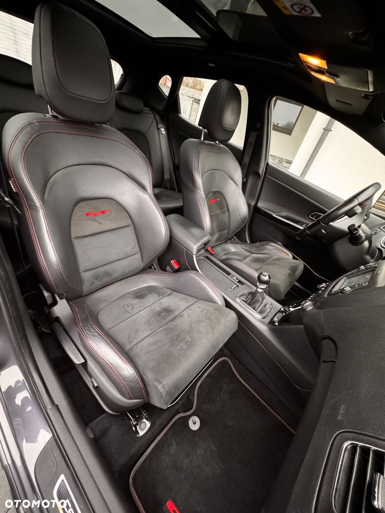 Kia Ceed 1.6 T-GDI GT XL - 4