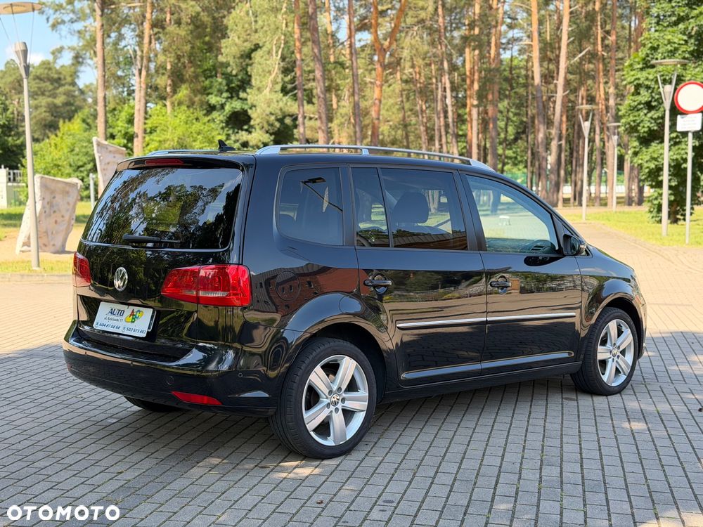 Volkswagen Touran 2.0 TDI Highline - 3