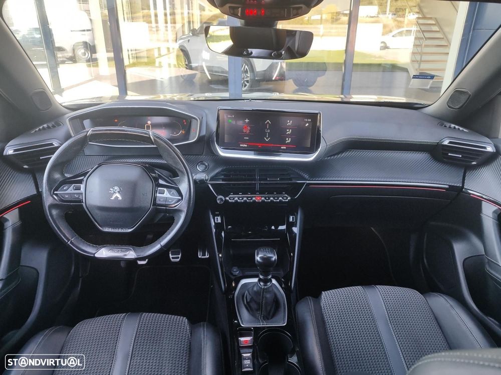 Peugeot 2008 1.2 PureTech GT Line - 8