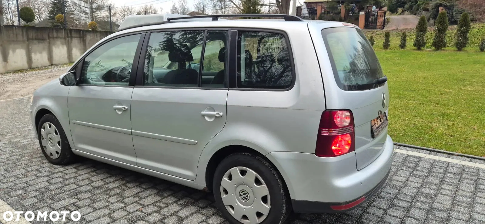 Volkswagen Touran - 5